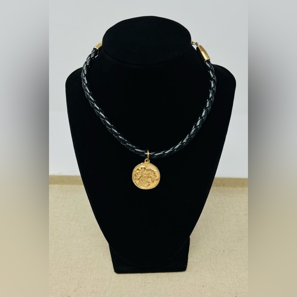 Vintage Kenneth Jay Lane Gold Tone Greek Goddess Athena Rope Necklace - Picture 9 of 11